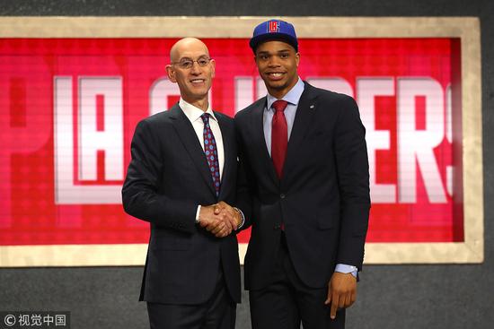 卫冕冠军的 卫冕冠军的