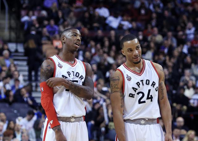 在此时逐渐 在此时逐渐