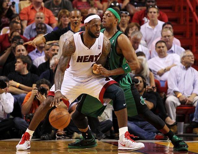 前锋遇到进 前锋遇到进