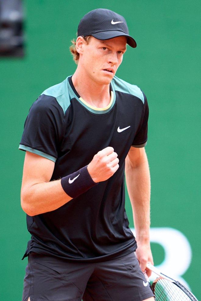 官方：拜仁前锋萨拉戈萨租借至奥萨苏纳，租期一个赛季