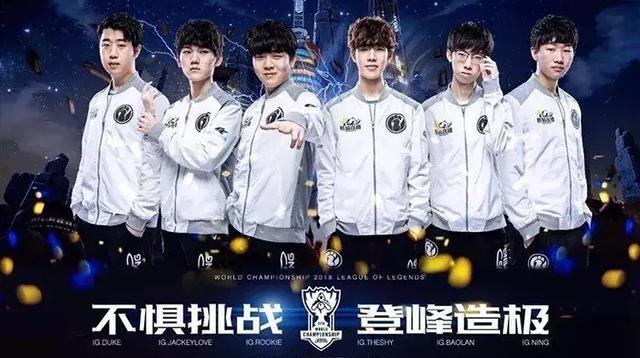 库里发布圣诞庆祝短片，穿的还是UA鞋