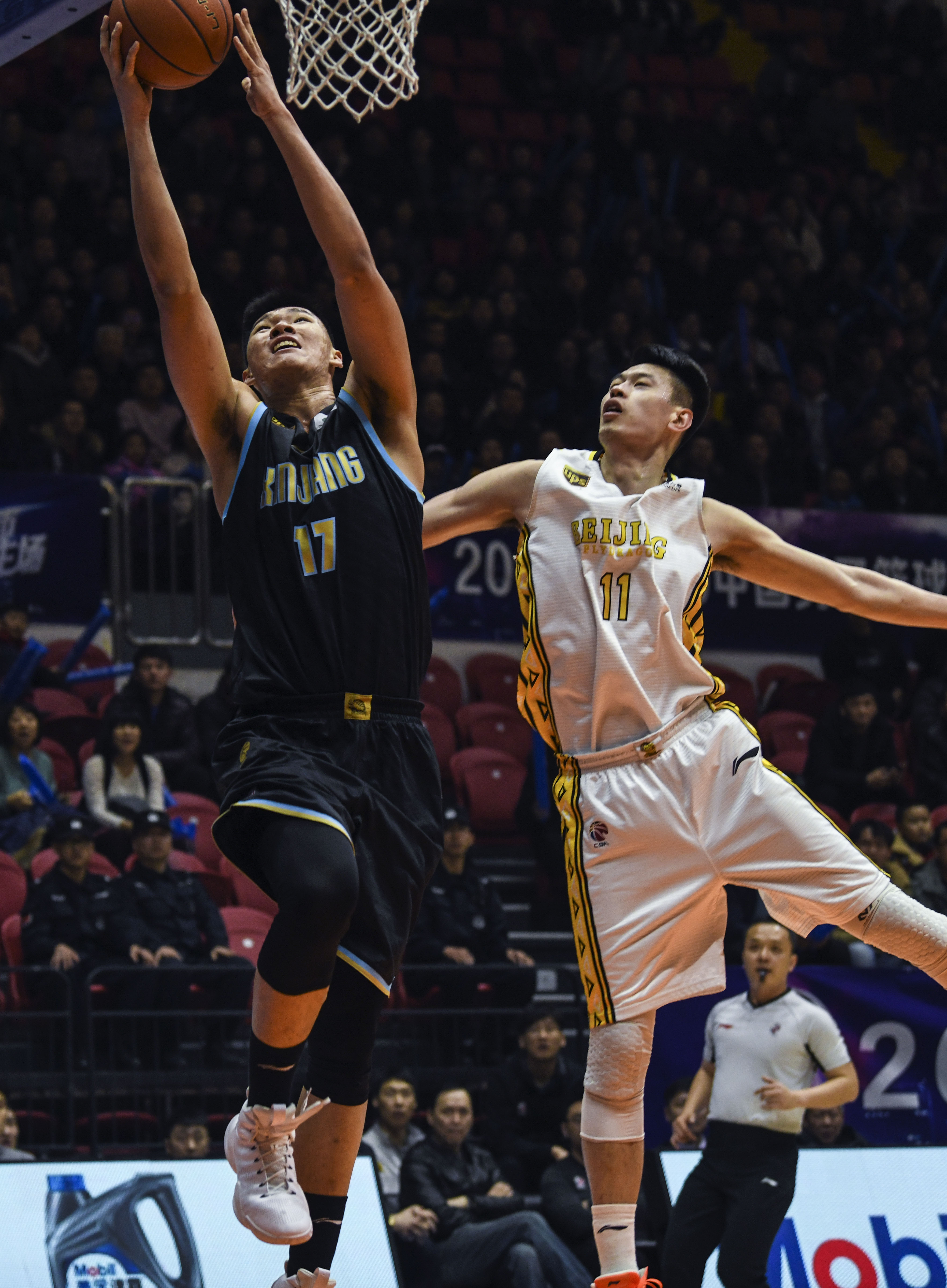 扑克脸的修炼：在线下对局中如何管理自己的表情（练就扑克脸：线下对局的表情管理技巧）