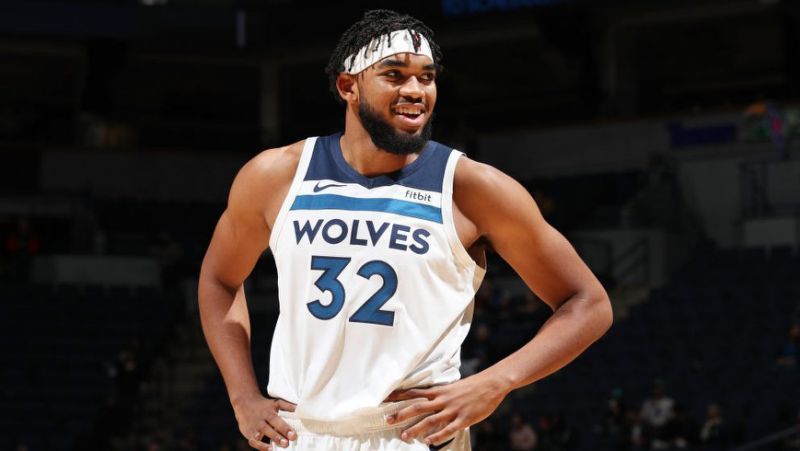 女篮又冒出一天才中锋？身高2米12酷似韩旭：宫鲁鸣这下该乐翻了