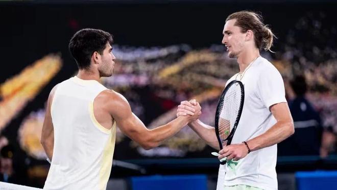 欧冠淘汰赛附加赛次回合｜ 单场7人破门+欧冠史第2大分差 大巴黎向红军 巴塞下马威