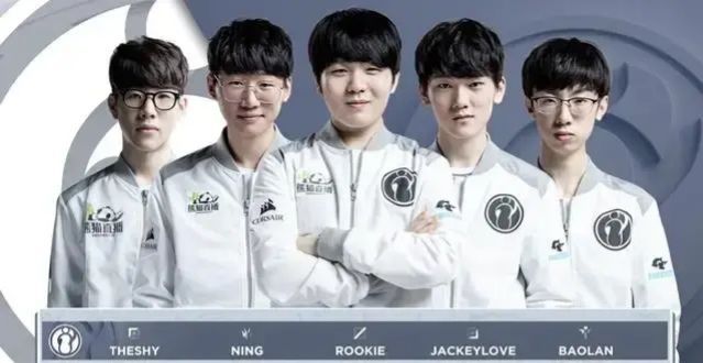 西班牙黄金一代再展实力